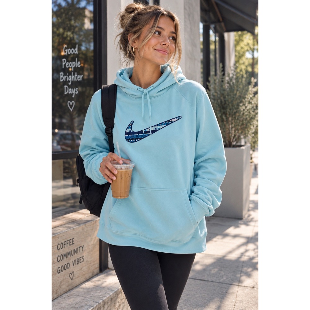 Nike Therma-FIT Women Light Blue Swoosh Pullover Hoodie Sz L